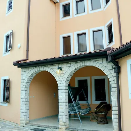 In Mit Moebliertem Balkon By Interhome Apartment *